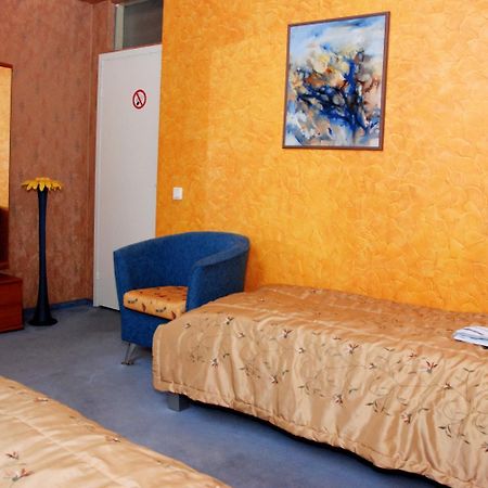 Guest House Lt Kaunas Ngoại thất bức ảnh